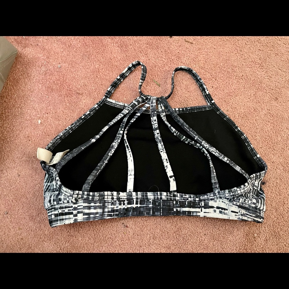 soulcycle crossed back bra - Picture 3 of 3